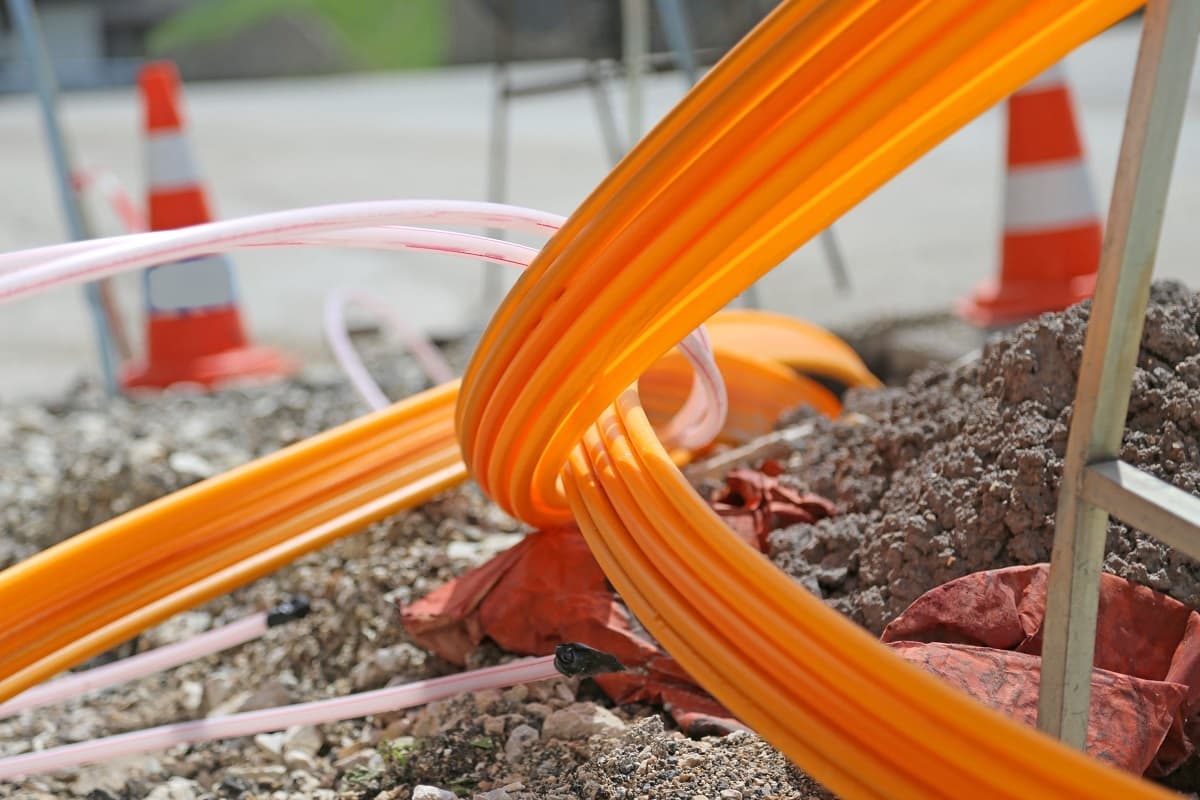 Le 100% fibre en 2025, Orange n'y croit pas et il n'est pas le seul !